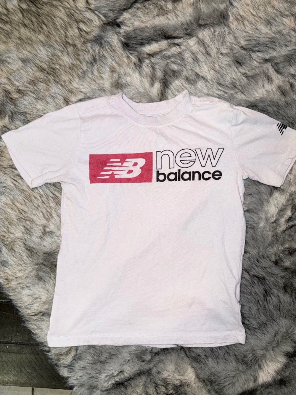 NEW BALANCE // Classic White T-Shirt // Size 8